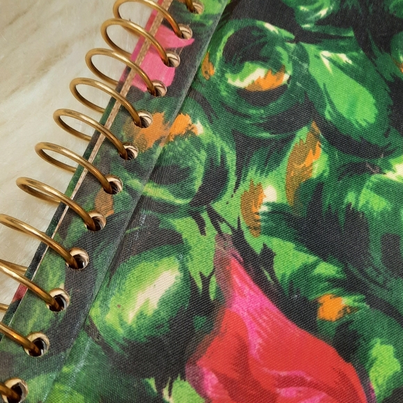 ~{Vintage}~ 1970's fabric bound photo album. - Picture 3 of 8